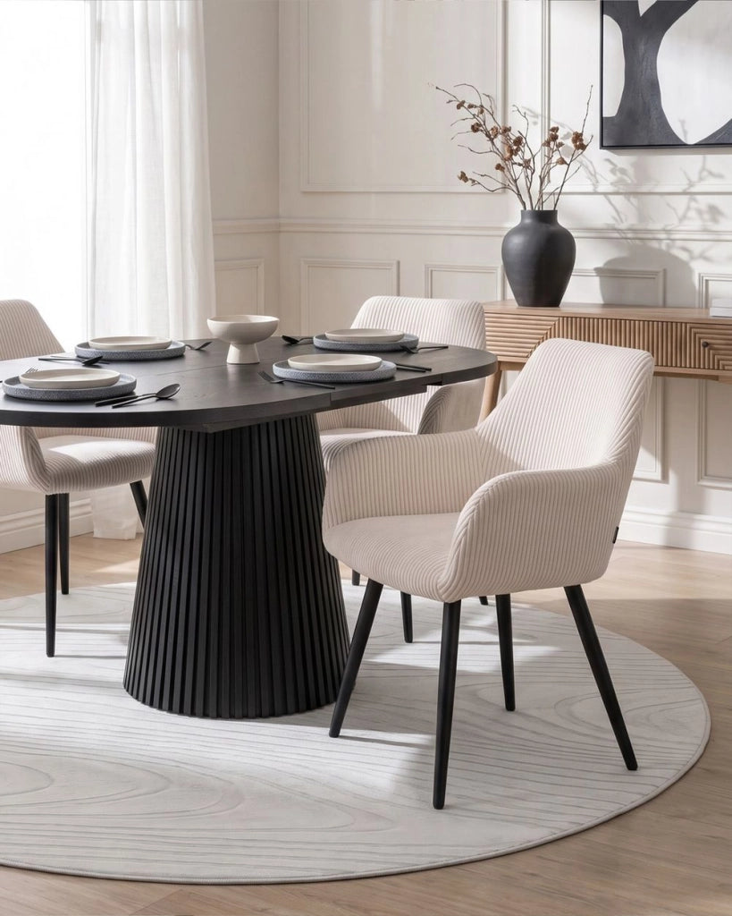 Set di 2 sedie da pranzo in velluto a coste rivestimento in velluto beige chiaro con braccioli base in metallo design moderno
