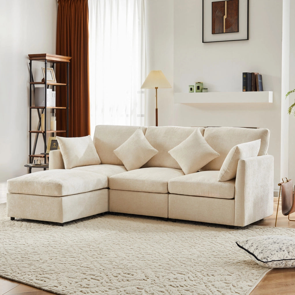 Divano modulare 3 posti con pouf mobile e 4 cuscini in ciniglia beige