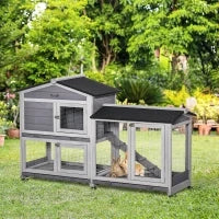 Conigliera a 2 Livelli con Rete Protettiva e Rotelle in Legno e Metallo, 157.4x53x99.5 cm, Grigio