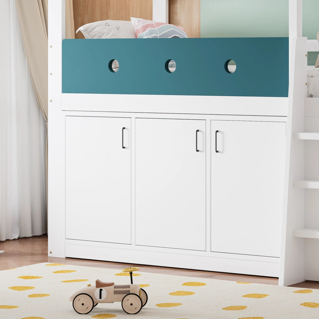 Letto per bambini 90x200 cm a forma di casa; con spazio gioco e armadio in legno e MDF bianco