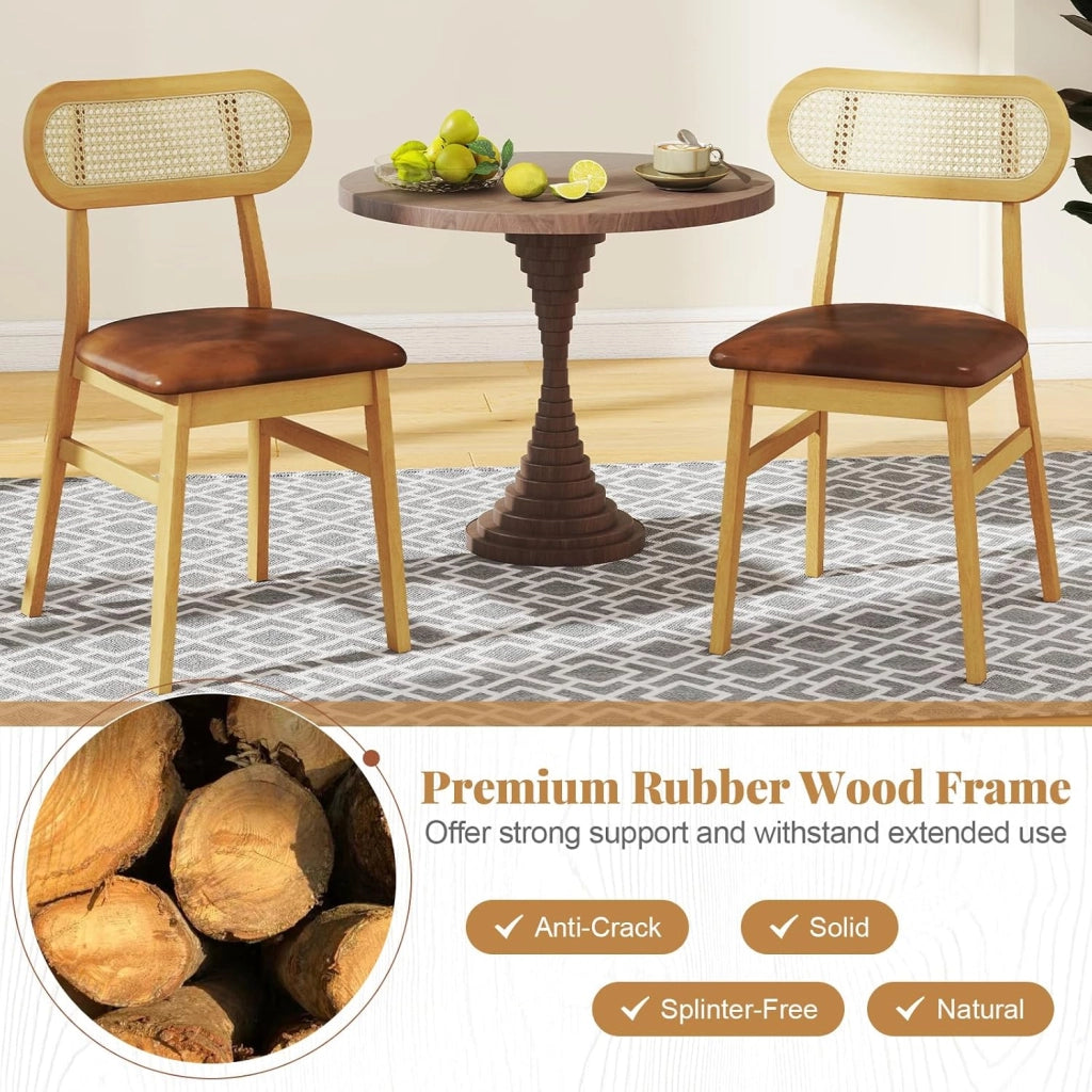 Set di 2 sedie da pranzo, sedie da cucina in similpelle con seduta imbottita, schienale in rattan PE, telaio in legno di gomma, sedia senza braccio per sala da pranzo, soggiorno (marrone