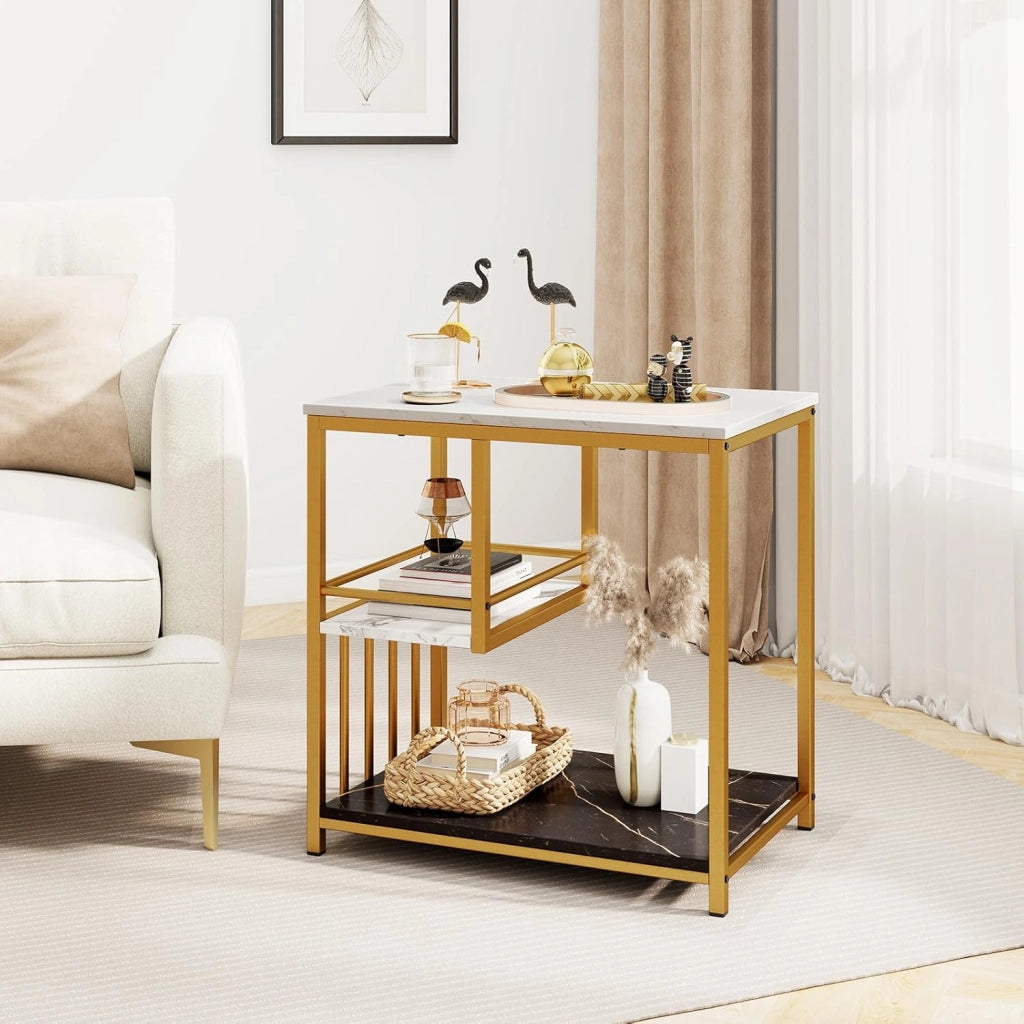 Tavolino Laterale a 3 Livelli, Tavolino da Caffè con Venature di Marmo, Struttura in Metallo Dorato e Spazio di Archiviazione, Comodino Elegante con Paraspigoli e Piedi Antiscivolo