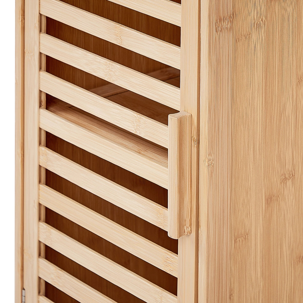 Scaffale da bagno in marrone chiaro di bambù con ripiani e porta Minimalista