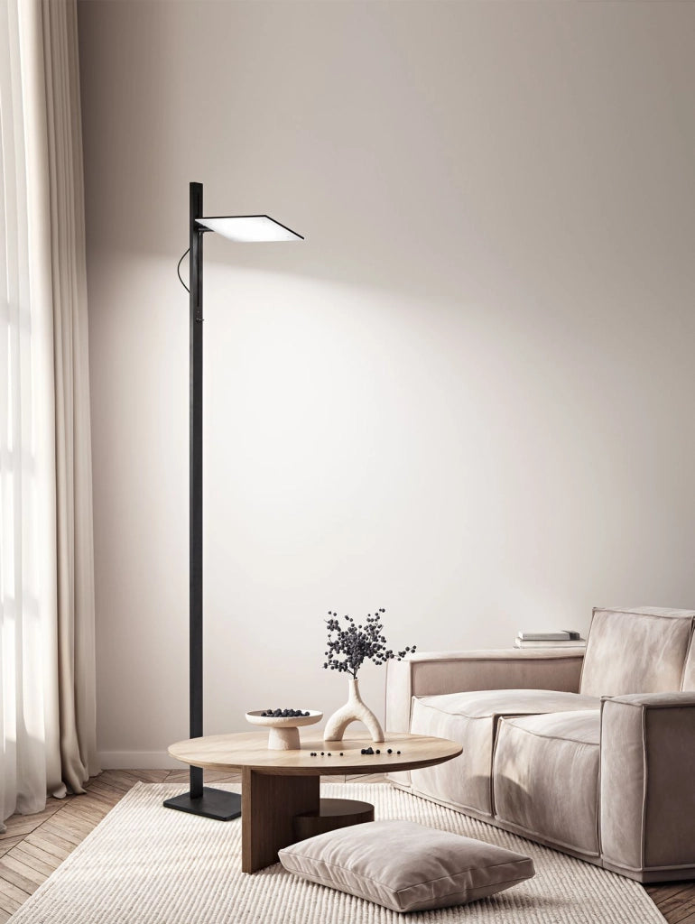 Piantana in metallo e alluminio  nero Radiante LED 24W CCT 2700K 3000K 4000K CRI?80 220-240V 50/60Hz 2160Lm dimmer a pedale