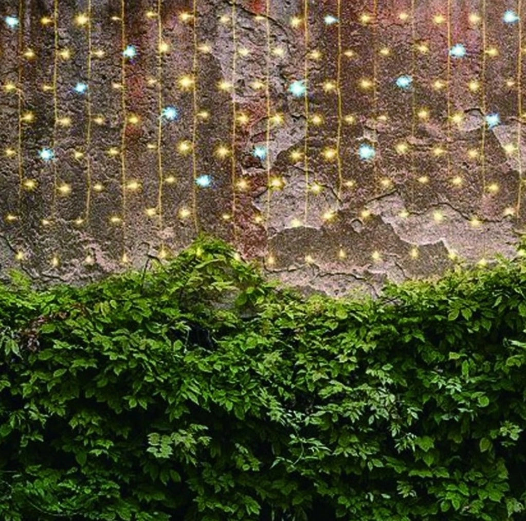 Tenda Luminosa 6x0,8m 240 LED Natale Luce Calda e Flash Bianco Freddo Prolungabile max 2 unità
