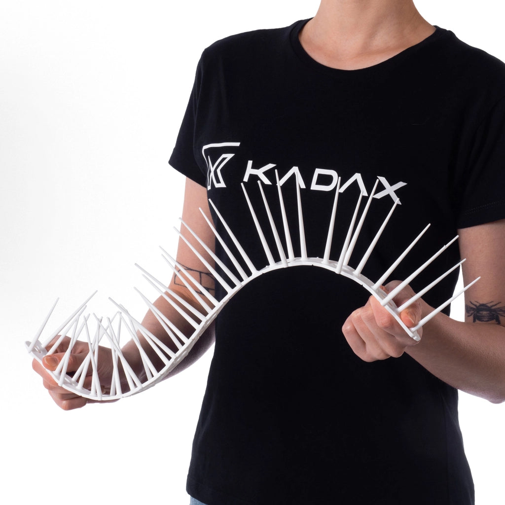 Punte dissuasive per uccelli KADAX in plastica, alte 48,5 cm, sicure.