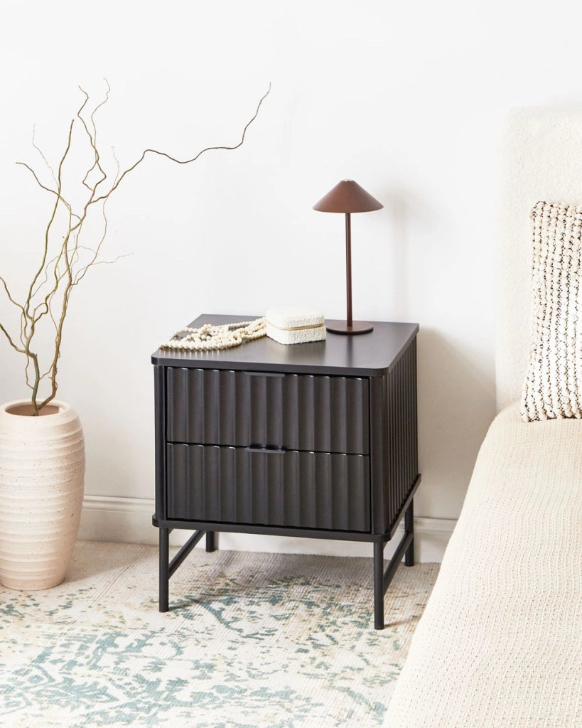 Comodino con 2 cassetti Nero stile moderno