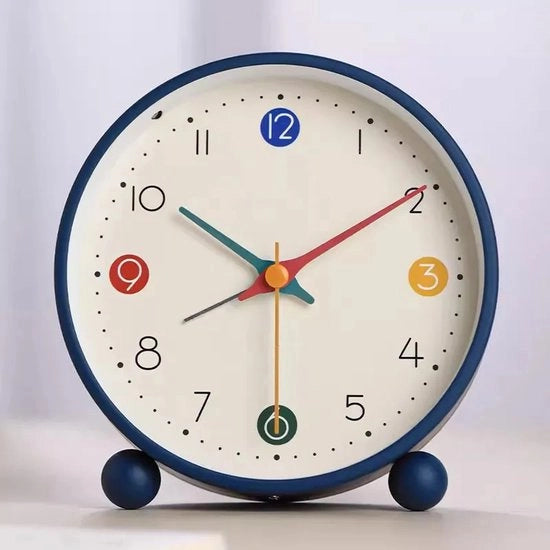 Wekker con orologio e lampada da notte 11 * 12 cm-funziona con batterie-suono di allarme lungo-durata batteria lunga-design moderno-decorazione