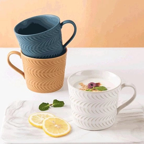 Set di Mokka per Natale - Caffettiera in Ceramica con Cucchiaio - Adatto a Microonde/Forno - Disponibile in Molti Colori