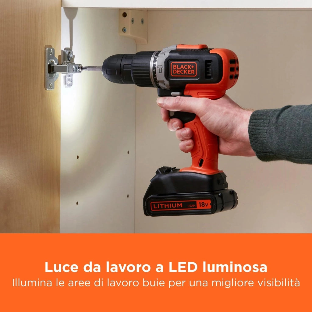 BLACK+DECKER Trapano a percussione a batteria da 18V a 2 velocità con due batterie da 1,5Ah e caricatore da 400mA, coppia di 45Nm, luce da lavoro a LED, BCD003C2K-QW