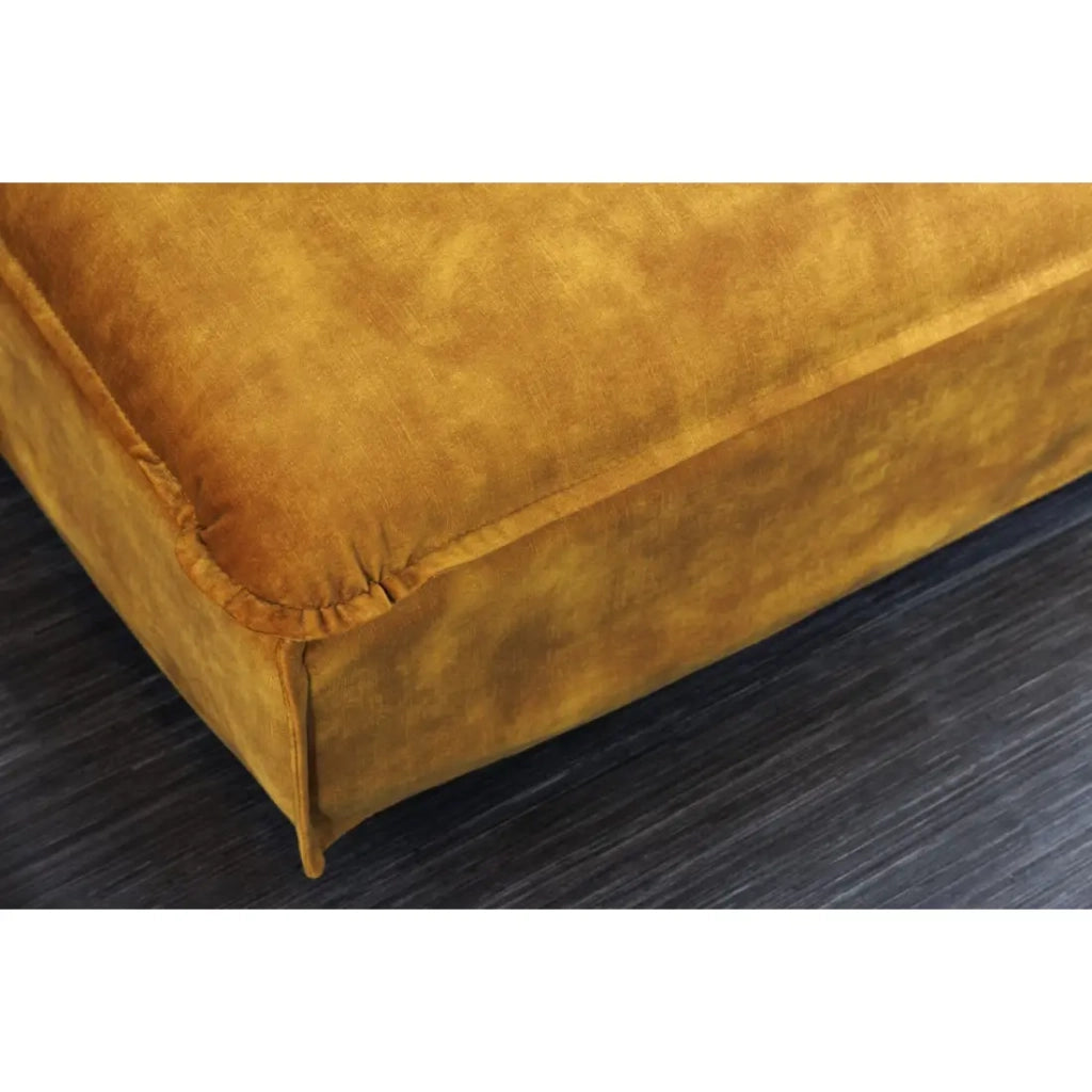 Pouf KALIA – Giallo senape – Velluto – Pouf contemporaneo