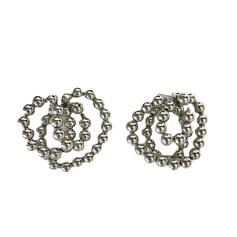 Orecchini pendenti eleganti con perline in argento S925 a forma di ago. Design a nicchia.
