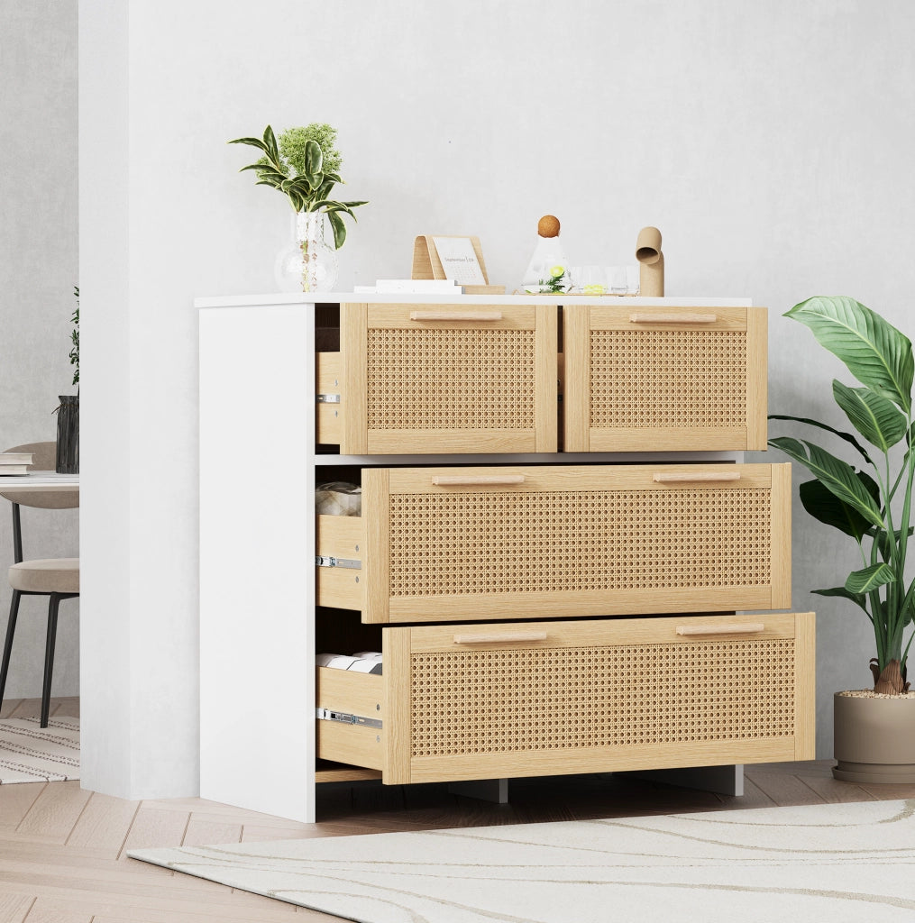 Comò in rattan con 4 cassetti e finitura naturale