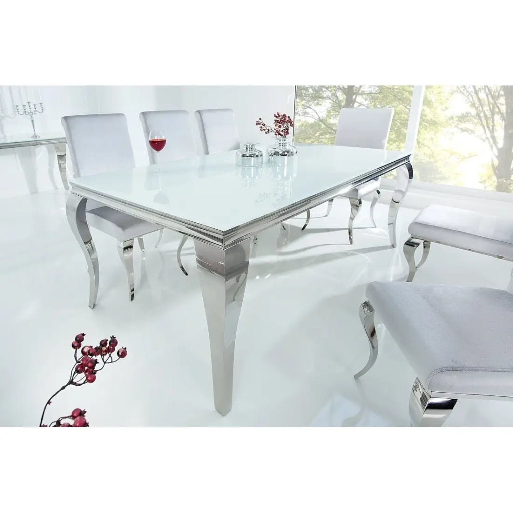 Tavolo da pranzo VELENA – Acciaio argentato e vetro opalino – 200 cm – Stile barocco moderno