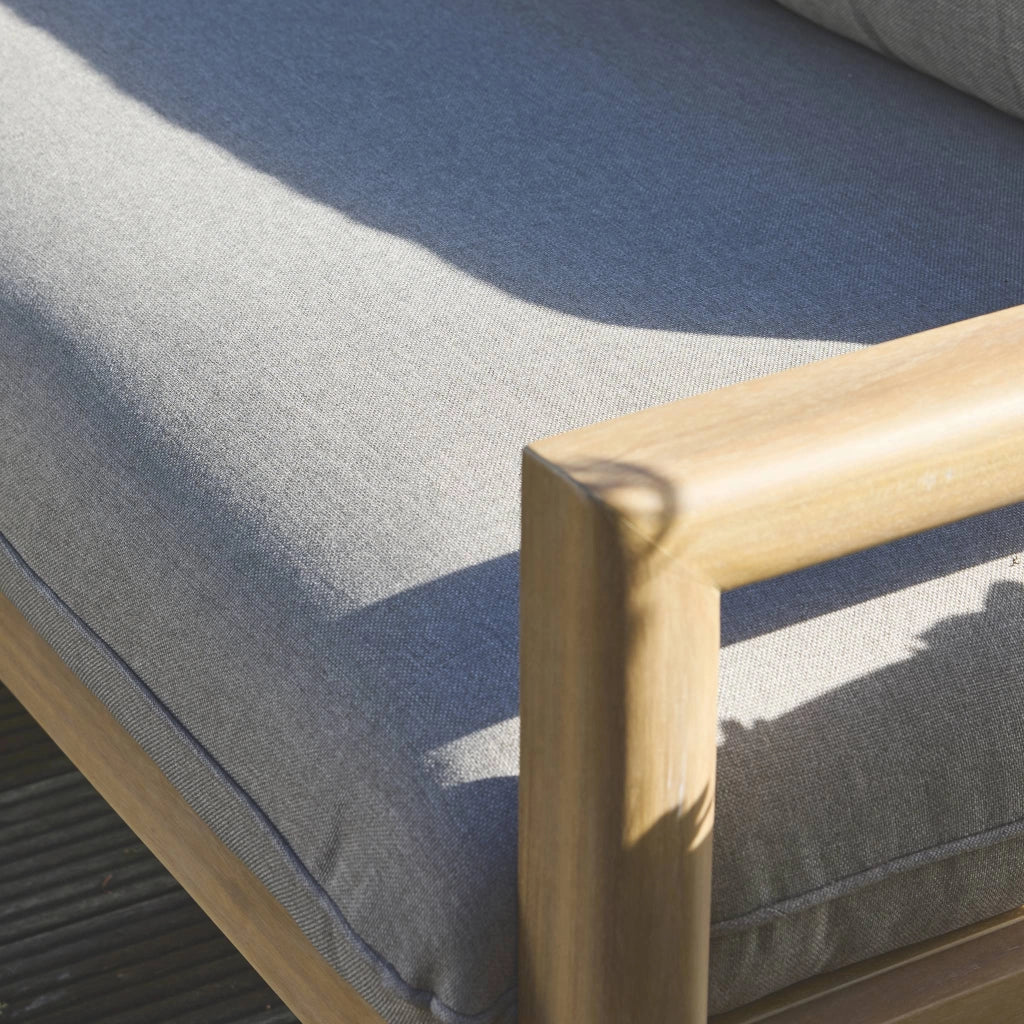 Salotto da giardino ad angolo in legno di acacia, 5 posti, beige