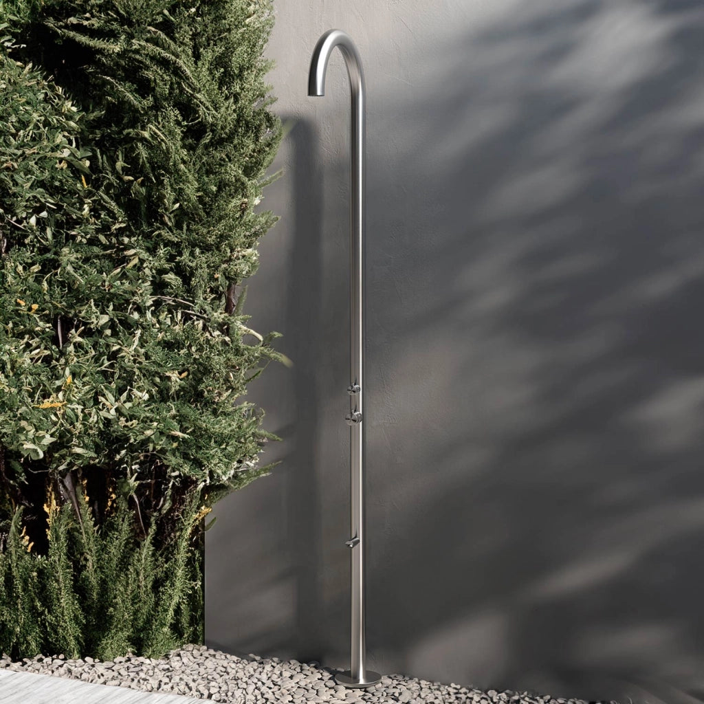 SINED Doccia Esterna Inox Satinato in Acciaio 316L 244 cm di Altezza 6 cm di Diametro Con Sistema Cbox Ideale per Ambienti Marini e Piscine Modello Olbia