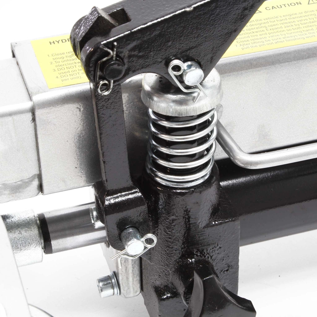 Set con supporto per 4x carrelli sposta auto e 4x carrelli di ausilio alla manovra con cric idraulico per max 680kg l'uno e gomme fino a 30cm