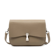 Borsa a tracolla quadrata da donna in vera pelle, colore grigio.