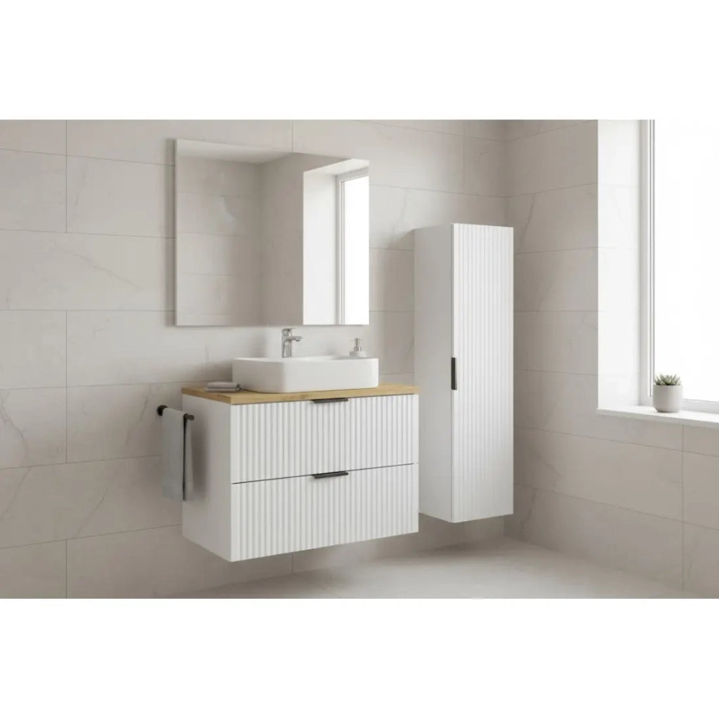 Set da bagno NOXERA 80 cm - Mobile sottolavabo sospeso bianco alpino con piano per lavabo in rovere e colonna murale