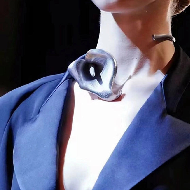 Collana girocollo a forma di fiore 3D in stile retr¨°