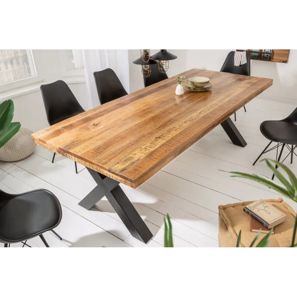 Tavolo da pranzo LODEN – Legno massiccio di mango verniciato – 240 cm – Stile industriale