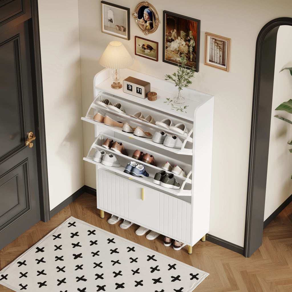 Scarpiera con 3 ribalte e ripiani regolabili in MDF bianco opaco con piedini e maniglie oro 80 × 23 × 123.5 cm