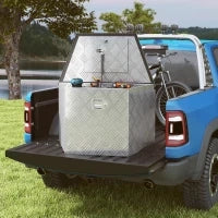 Cassa degli attrezzi per rimorchio scatola di stoccaggio in alluminio bloccabile forma trapezoidale 73,7 x 41 x 46 cm argento