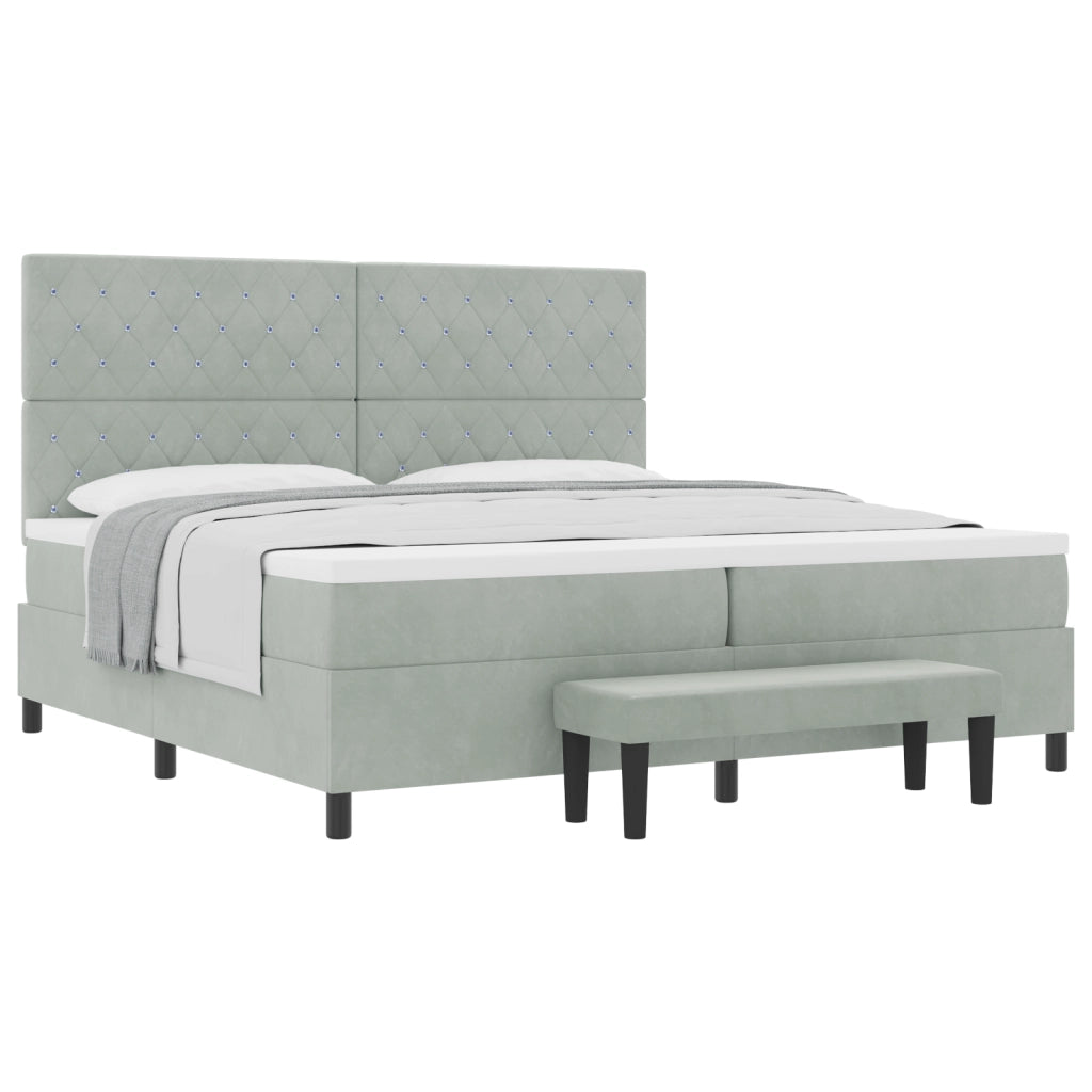 Letto Box Spring con Materasso e Panchetta Grigio Chiaro 200x200 cm in Velluto
