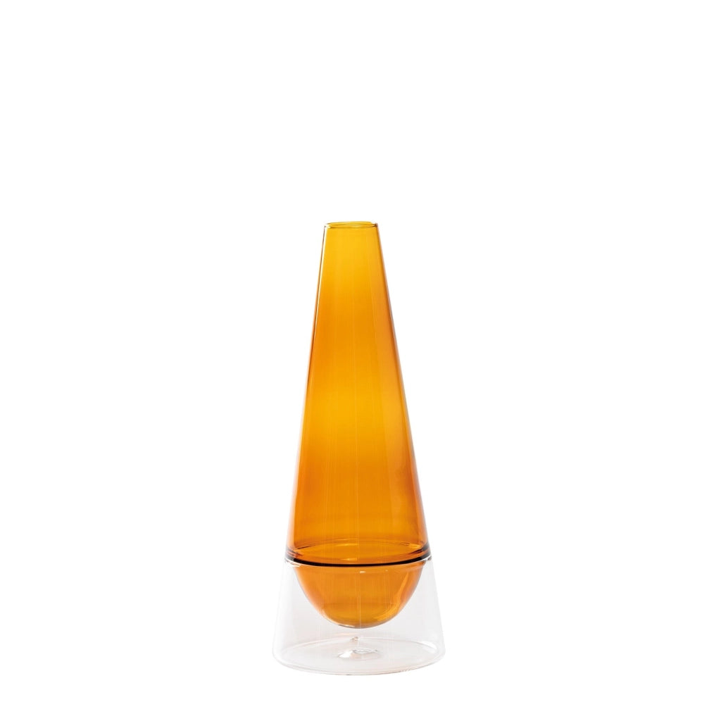Vaso artigianale Conosfera 58 in vetro borosilicato soffiato a bocca con tecnica incalmo, design geometrico bicolore ambra, diametro 58 mm moderno