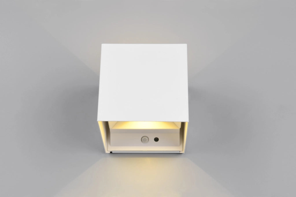 Applique LED 1W bianca sensore movimento, batteria IP44