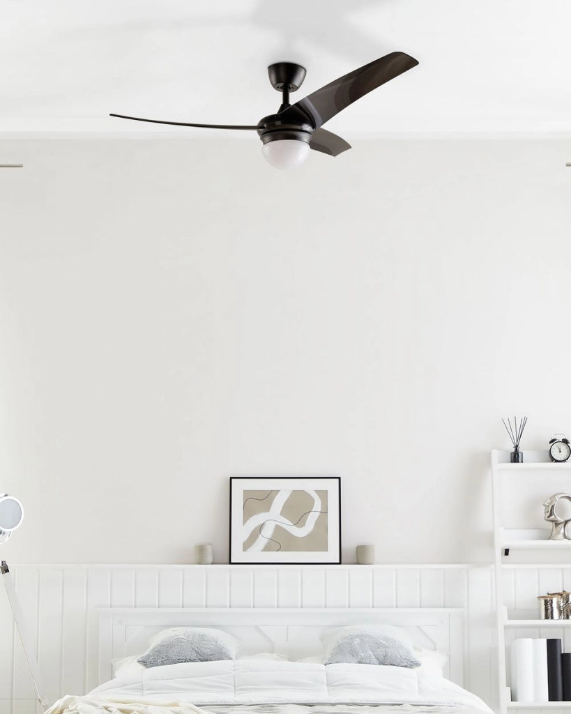Ventilatore da soffitto in metallo nero luce telecomando 6 velocità 3 temperature 36 cm soggiorno cucina stile tradizionale