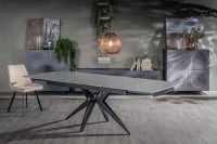E-STYLO Tavolo allungabile con top in ceramica marmo grigio e gambe in metallo nero opaco, 90cm X 160/240 cmcm H. 76cm.