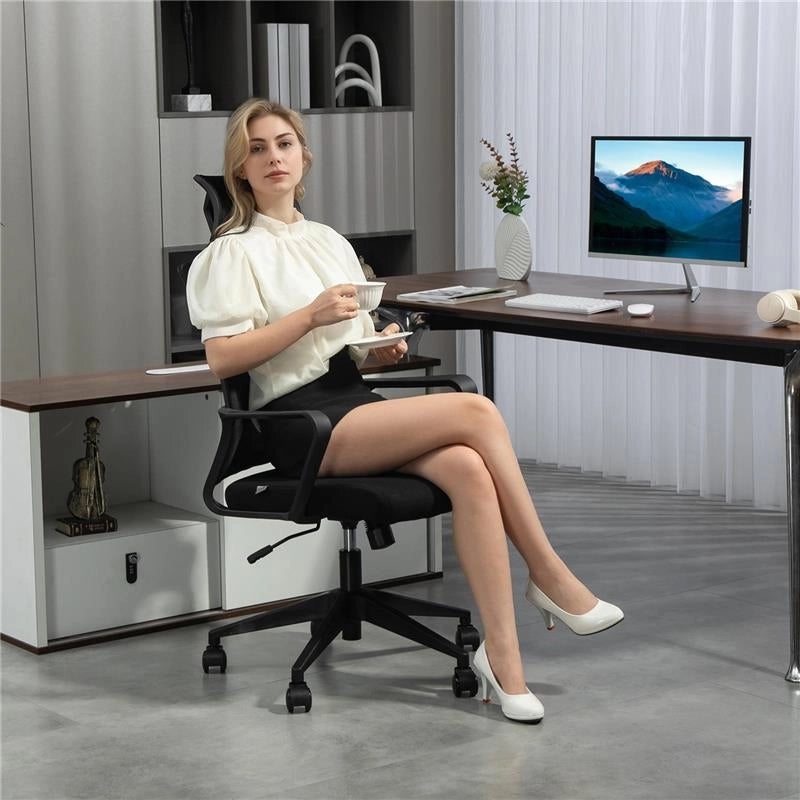 SEDIA DA UFFICIO ERGONOMICA CON POGGIATESTA E ALTEZZA REGOLABILI FUNZIONE DONDOLO E RUOTE NERO