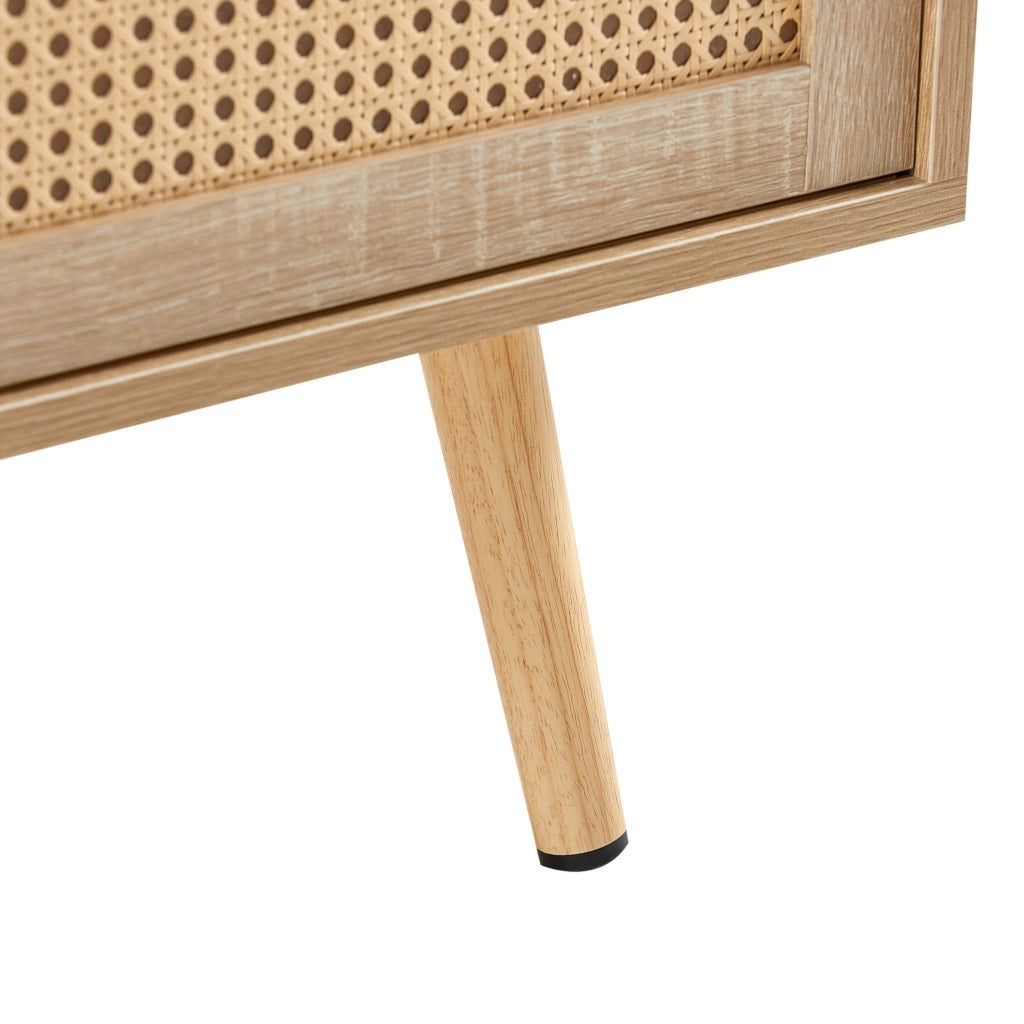 Tavolino da caffè con porta scorrevole; gambe in legno; effetto rattan; MDF; naturale