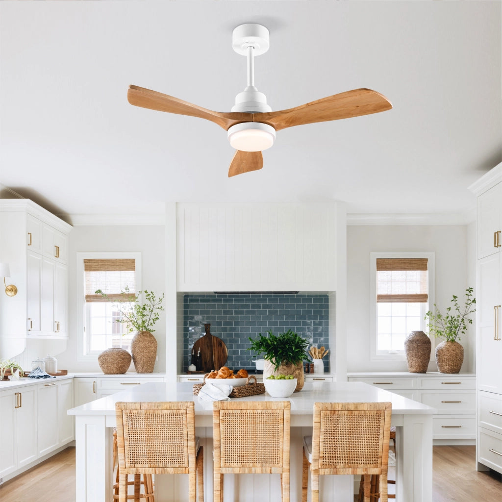 Ventilatore da soffitto con luce a 3 pale in legno e telecomando bianco e naturale per interni ed esterni coperti