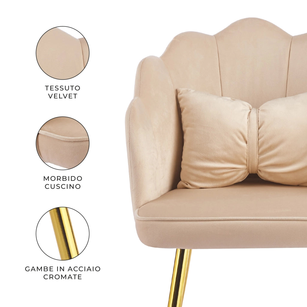 Poltroncina Elegante in Velluto con Schienale a Conchiglia, Cuscino e Gambe in Acciaio, Sedia Imbottita elegante Crema