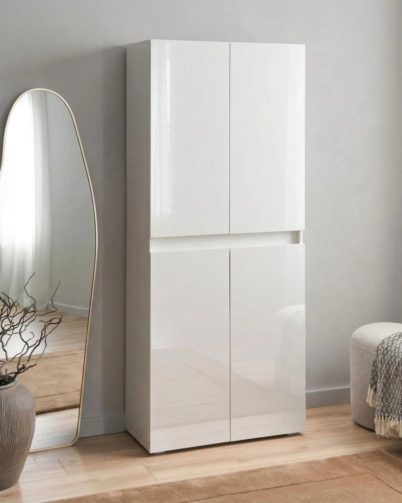 Mobile porta scarpe in truciolato bianco con 8 ripiani scomparti per scarpe e 2 ante soluzione moderna per l'ingresso