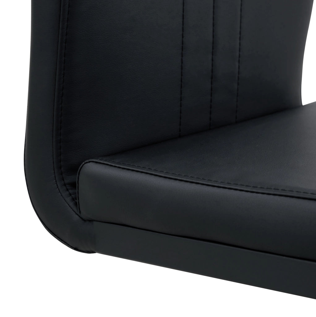 Sedia nera in PU con schienale ergonomico e piedini antiscivolo