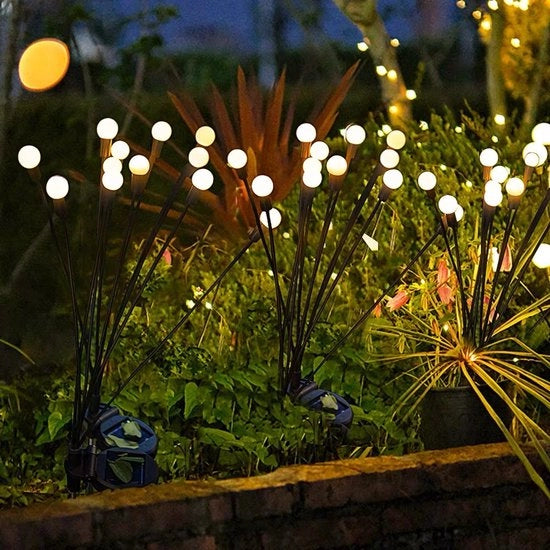 Tre lampade esterne idrorepellenti alimentate da pannelli solari, ideali per patio e giardini, creano atmosfera, progetti decorativi, insegne per prati, 6 lampade a luce calda costante.