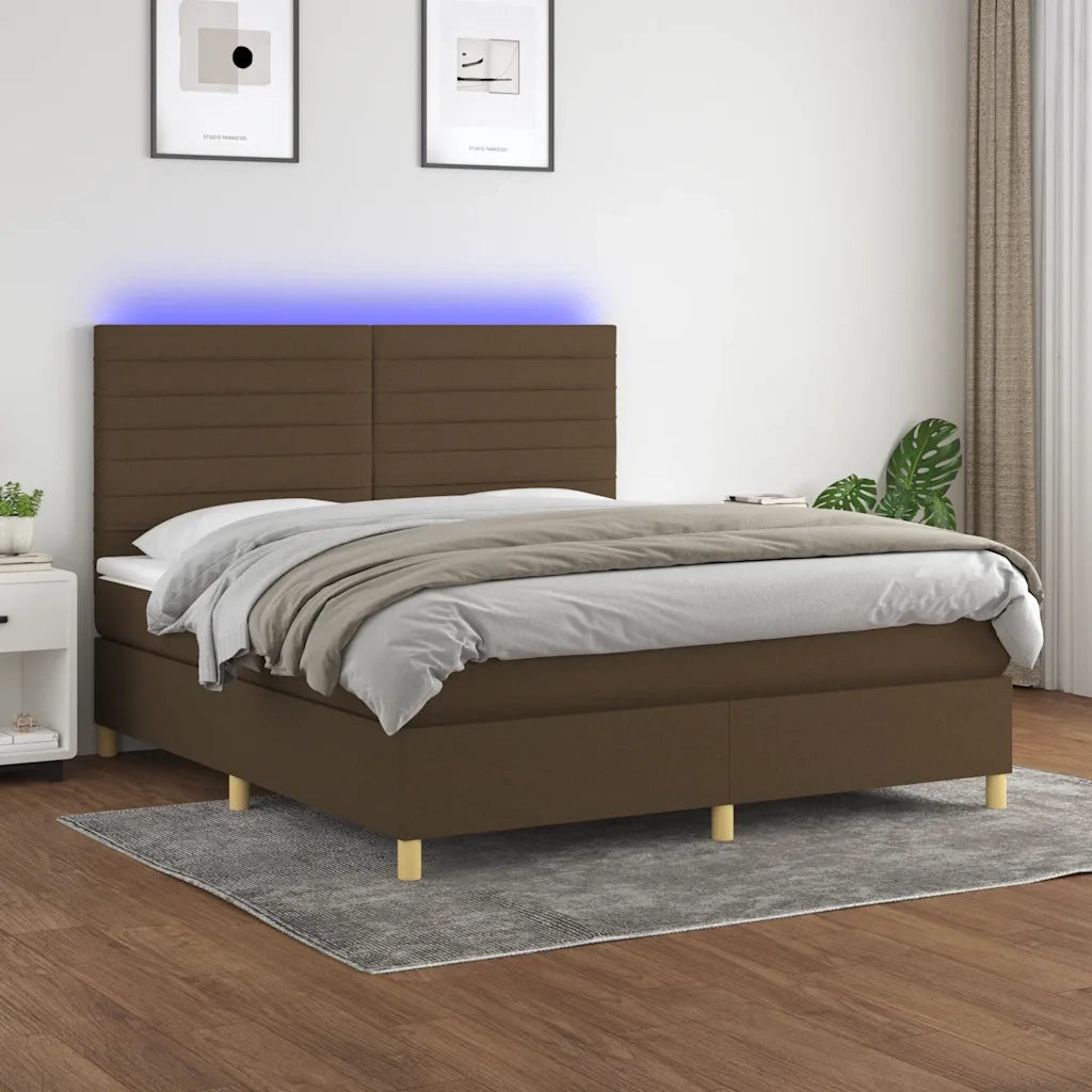 Letto a Molle Materasso e LED MarroneScuro 180x200cm in Tessuto 3135536