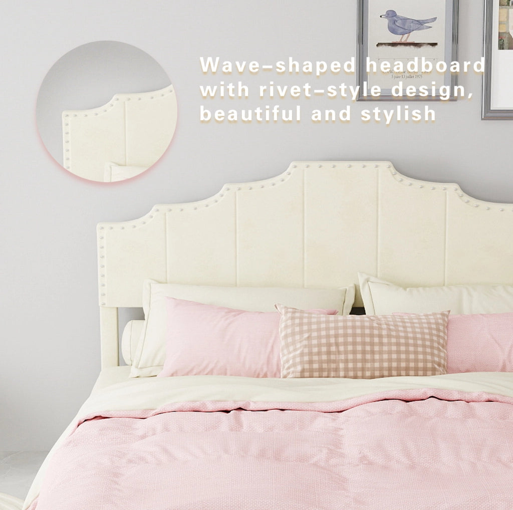 Letto matrimoniale 160x200 cm con testiera geometrica imbottita; tessuto beige