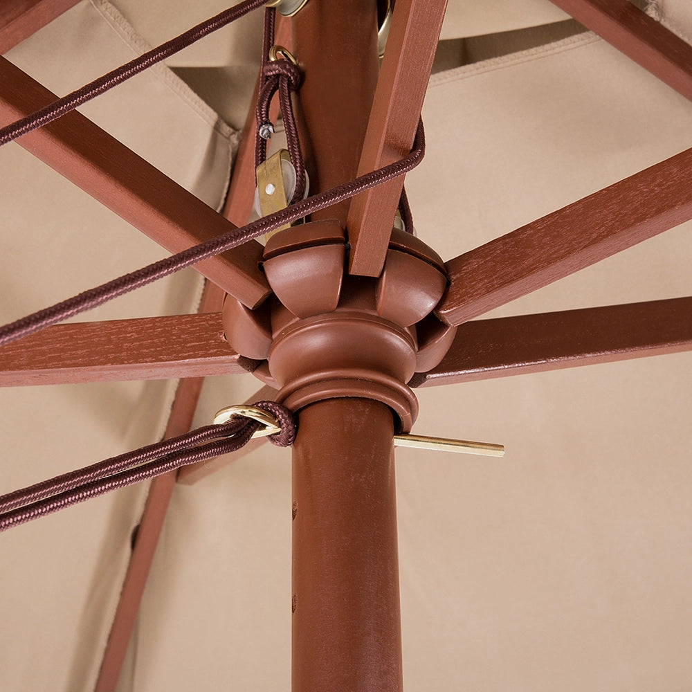 Ombrellone da giardino in tessuto beige sabbia legno di betulla 244 cm resistente agli agenti atmosferici