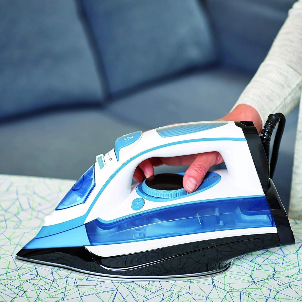 Black & Decker BXIR2402E ferro da stiro Ferro da stiro a secco e a vapore 2400 W Blu, Bianco