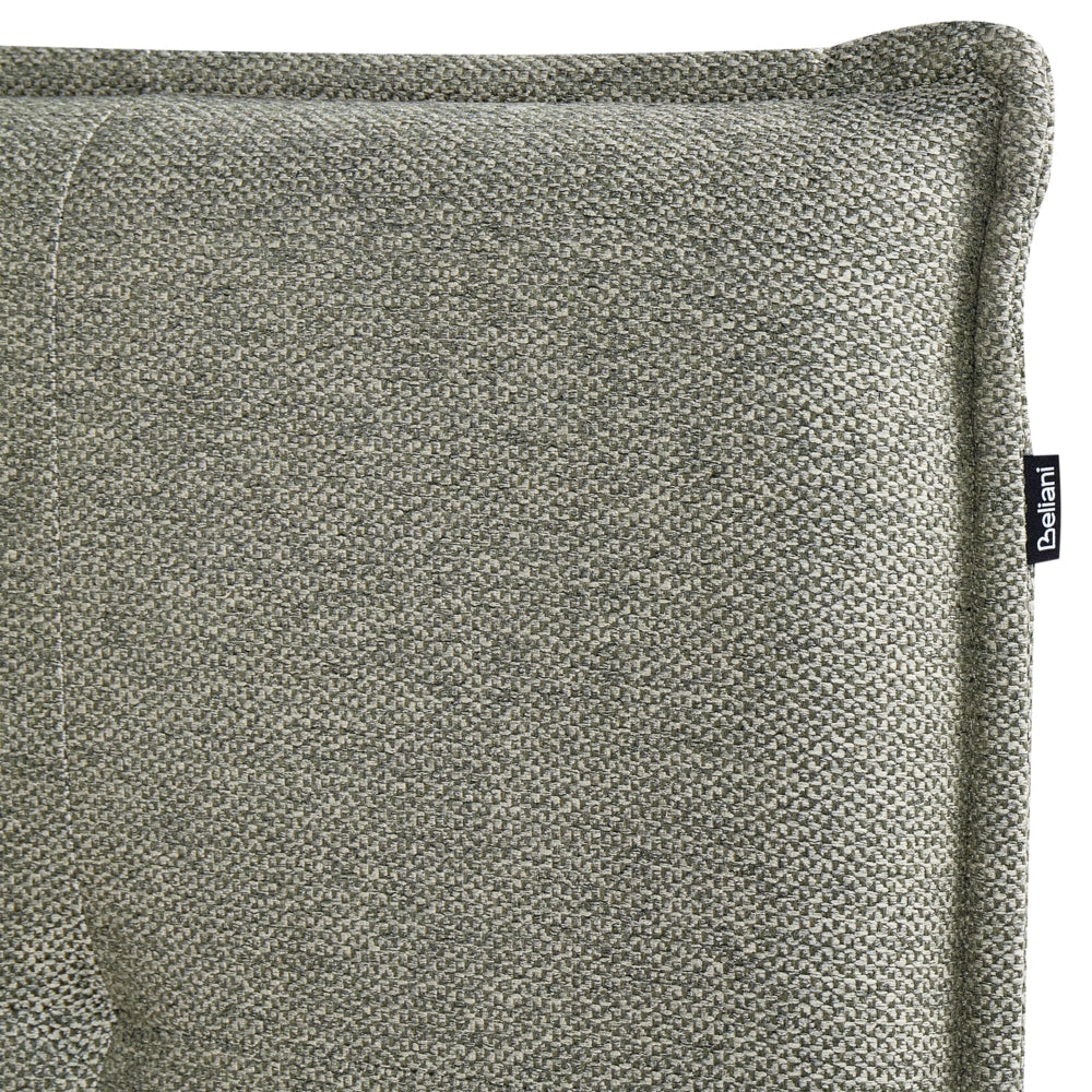 Letto 180 x 200 cm rivestimento in tessuto di lino verde e gambe nere, con testiera e struttura a doghe per la camera da letto.
