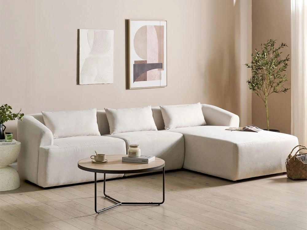 Divano angolare a 3 posti a sinistra Beige Tessuto imbottito Binario Braccioli aggiuntivi Cuscini Stile moderno minimalista