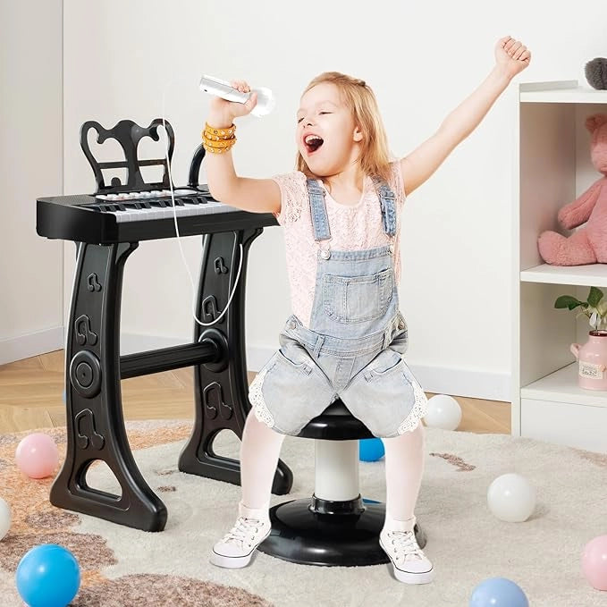 Pianoforte per Bambini a 37 Tasti, Strumento Musicale Elettronico con Microfono Regolabile e Leggio Rimovibile, Sgabello Abbinato, per Bambini di 3+ Anni (Nero)