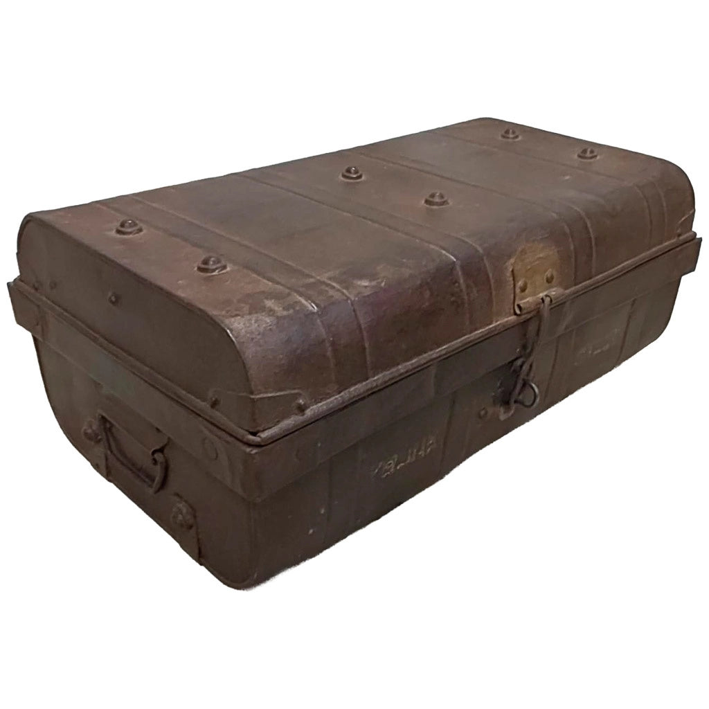 Valigia artigianale in metallo, 67x37x25h cm