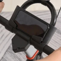 Cyclette da Casa per Allenamento in Acciaio Nero, Cyclette Professionale da Seduti Capacità 120 kg con Supporto per Cellulare, Monitor LCD, Manubrio e Resistenza Regolabile, Volano 10kg