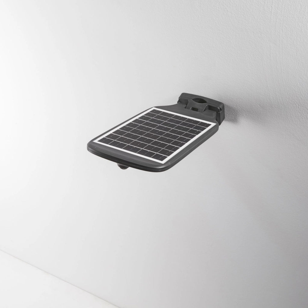 LAMPIONE SOLARE STRADALE LUXOR ANTRACITE CON PANNELLO SOLARE INCORPORATO E SENSORE 6,5W 600 LM 3000K