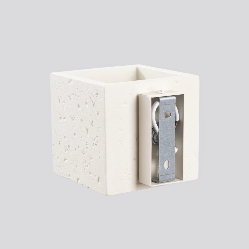 Applique in cemento beige quadrata G9 luce su-giù TETRIS